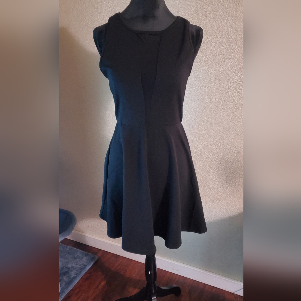 Hug women's sleeveless black dress w/ mesh detail in front and back size L